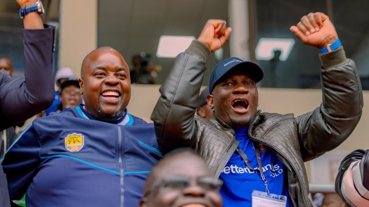 Scott Sakupwanya and his late friend Wicknell Chivhayo